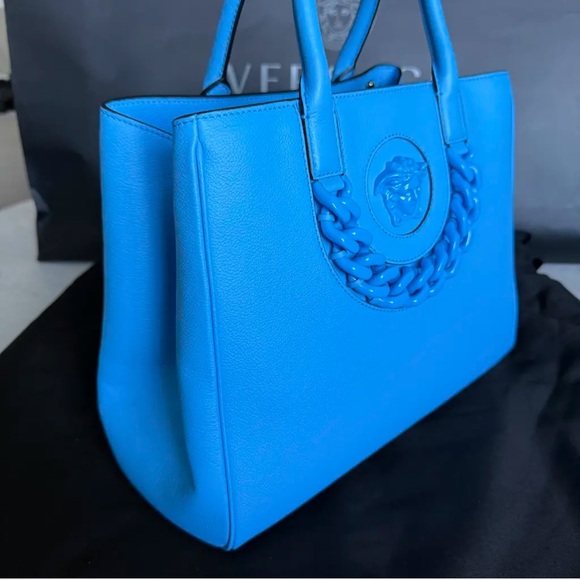 Versace La Medusa Large Chain Tote Bag Blue Women's Handbag crossbody purse - Picture 13 of 14